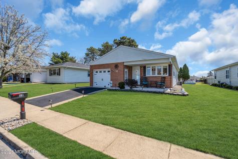 18 Encinitas Drive Toms River NJ 08757