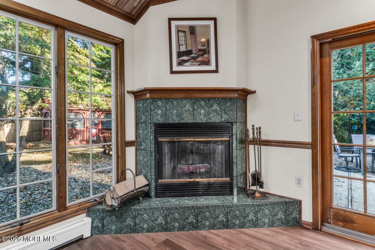 484 Apple Valley Drive Belford NJ 07718