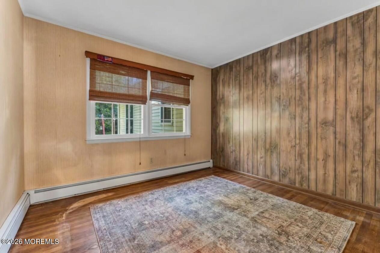 484 Apple Valley Drive Belford NJ 07718