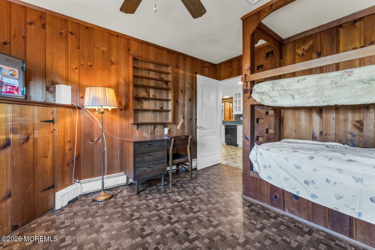 484 Apple Valley Drive Belford NJ 07718