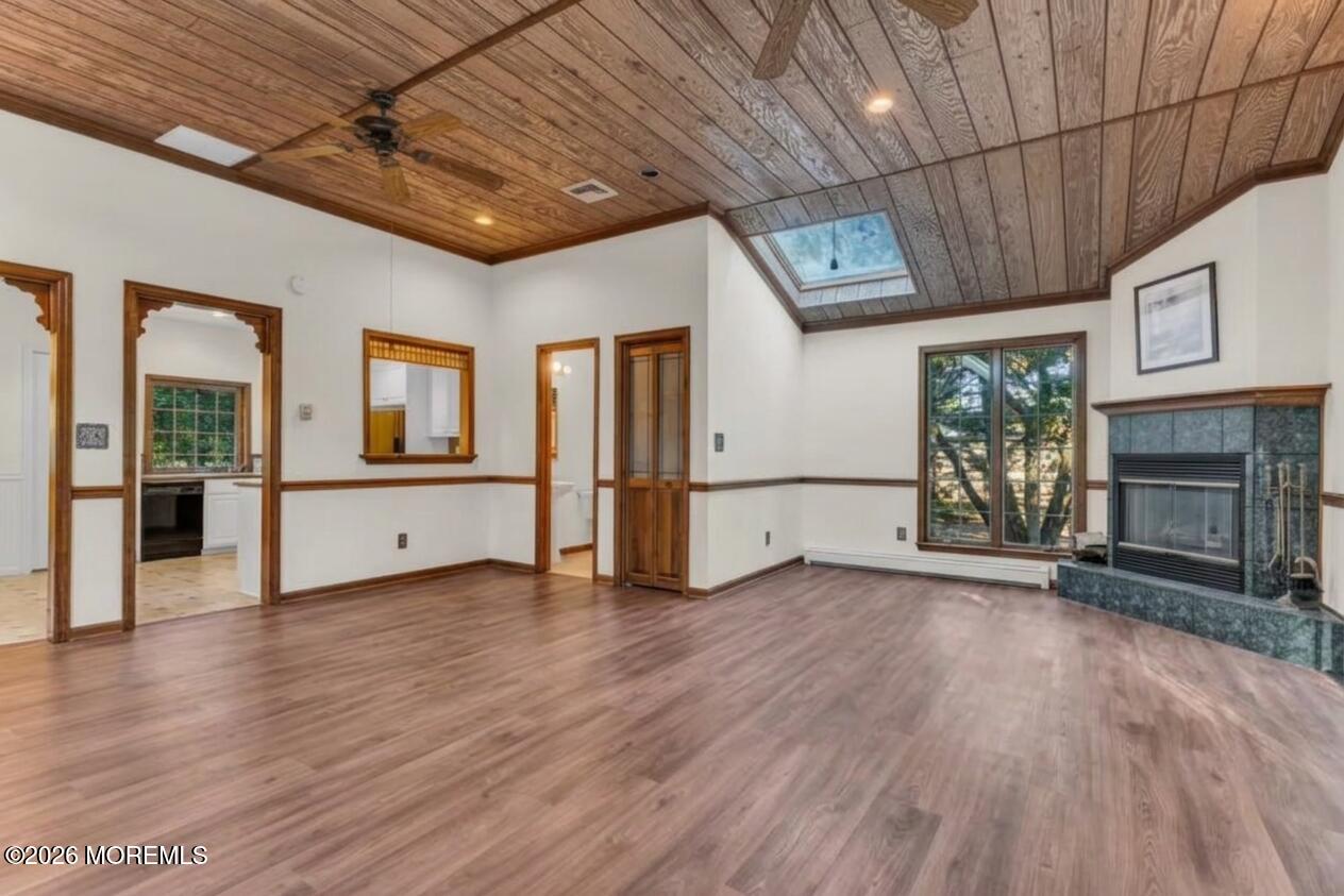 484 Apple Valley Drive Belford NJ 07718