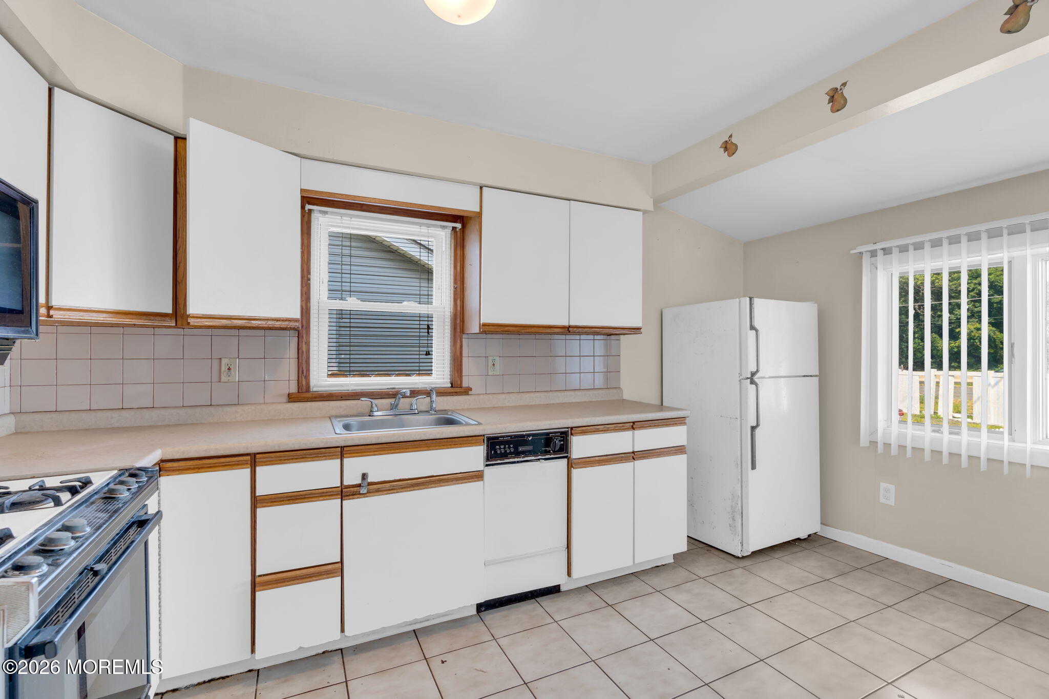 5 Summerfield Avenue South Amboy NJ 08879