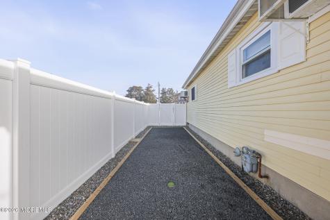4 Drake Place Bayville NJ 08721