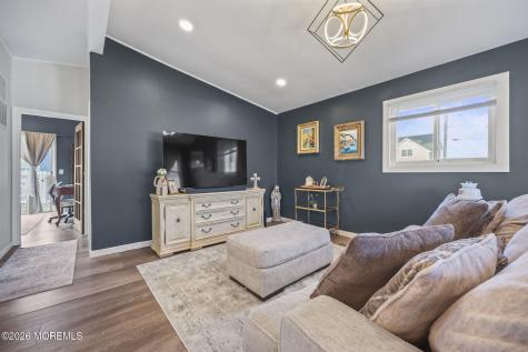 4 Drake Place Bayville NJ 08721