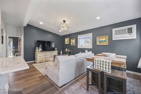 4 Drake Place Bayville NJ 08721