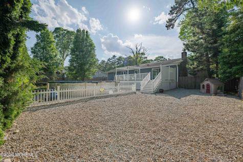 28 Pikes Peak Road Little Egg Harbor NJ 08087