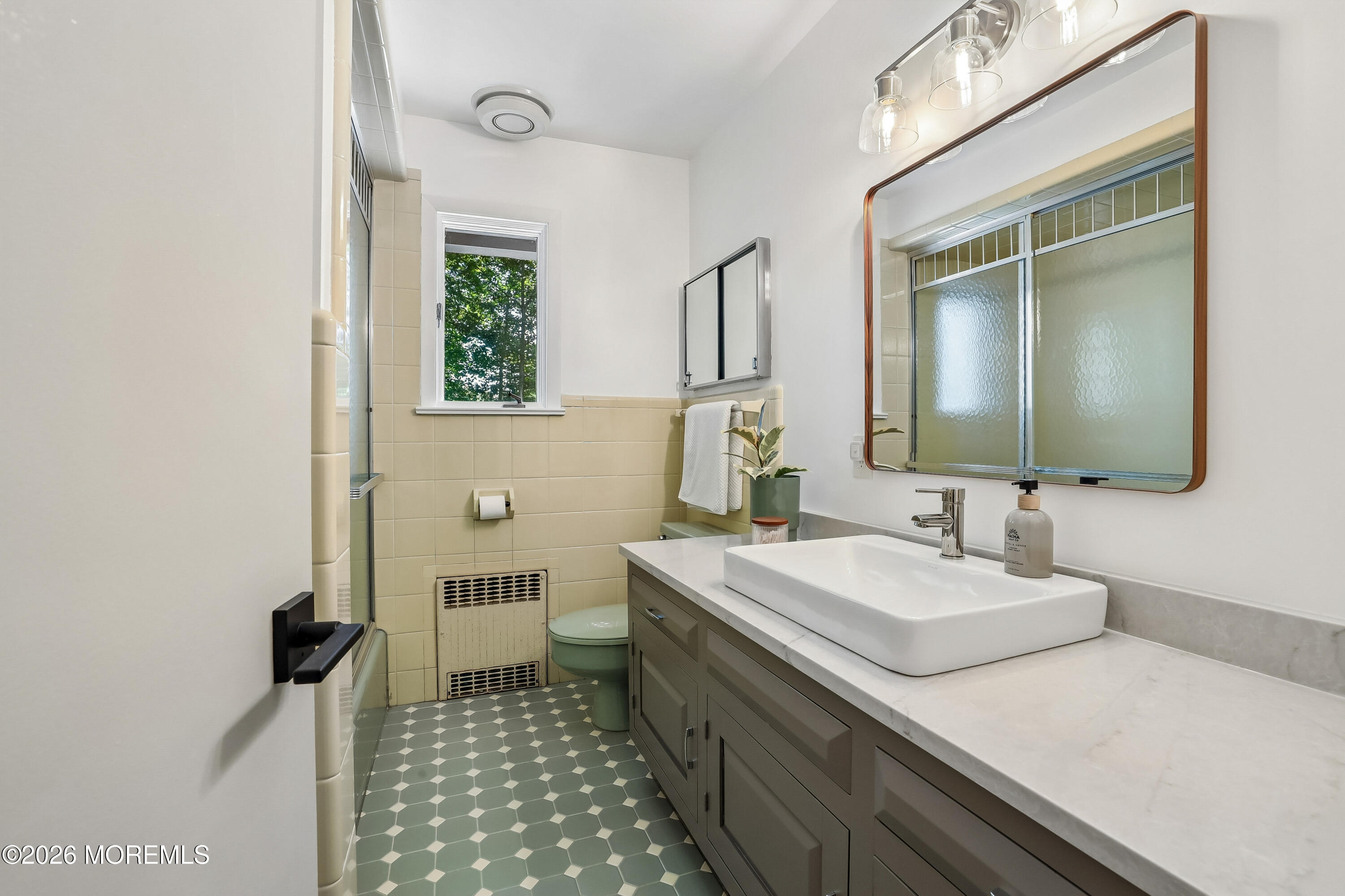 5 Coventry Square Holmdel NJ 07733