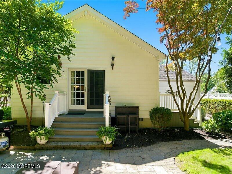 22 Highland Avenue Red Bank NJ 07701