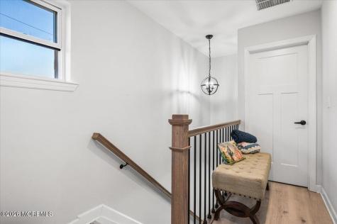 36 Frazee Place Keansburg NJ 07734