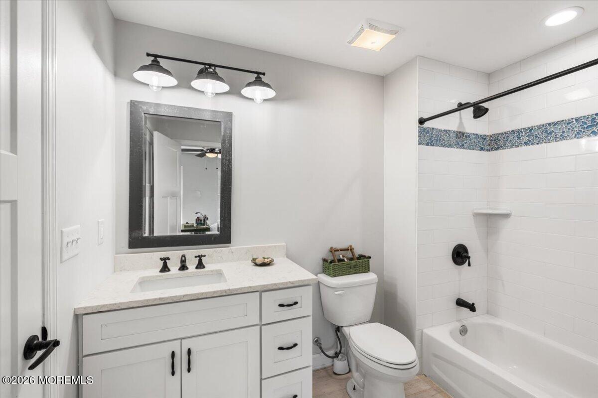 36 Frazee Place Keansburg NJ 07734