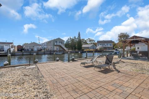 204 Butler Boulevard Bayville NJ 08721