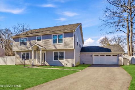 232 Woodcrest Road Oakhurst NJ 07755