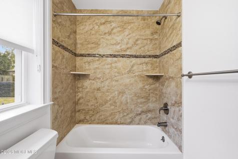 232 Woodcrest Road Oakhurst NJ 07755
