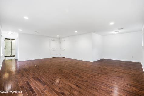 232 Woodcrest Road Oakhurst NJ 07755