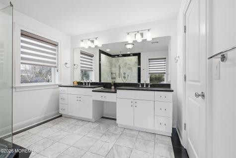 232 Woodcrest Road Oakhurst NJ 07755