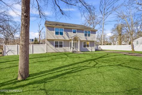 232 Woodcrest Road Oakhurst NJ 07755