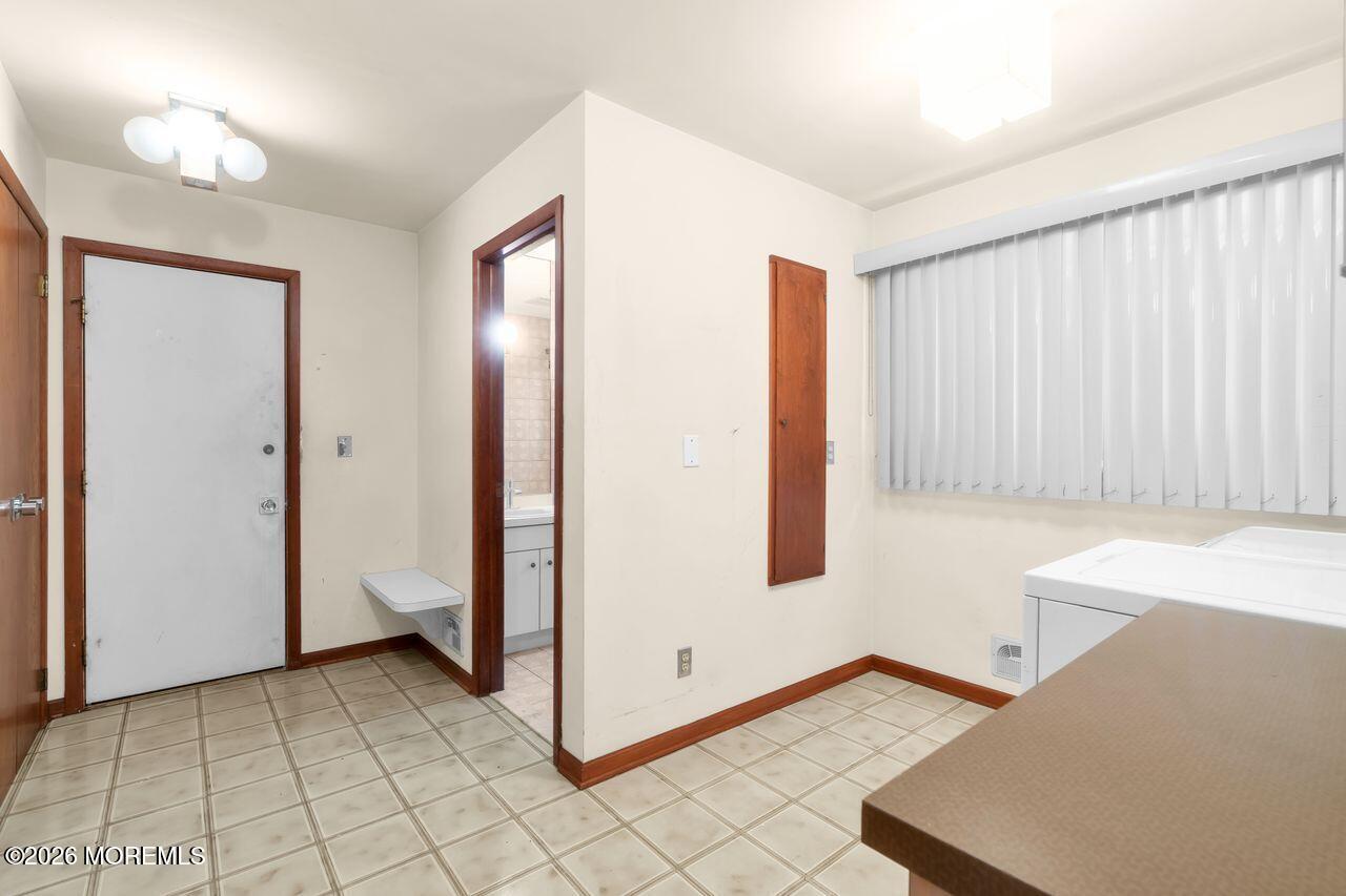 6 Sugar Lane Holmdel NJ 07733