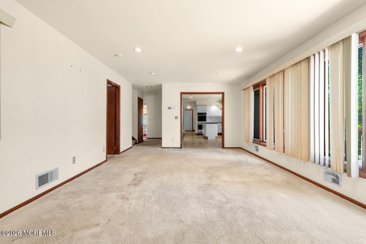 6 Sugar Lane Holmdel NJ 07733