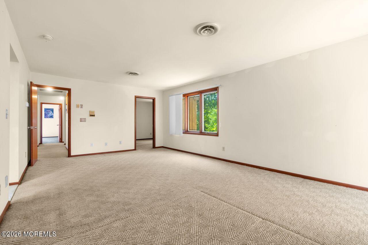 6 Sugar Lane Holmdel NJ 07733