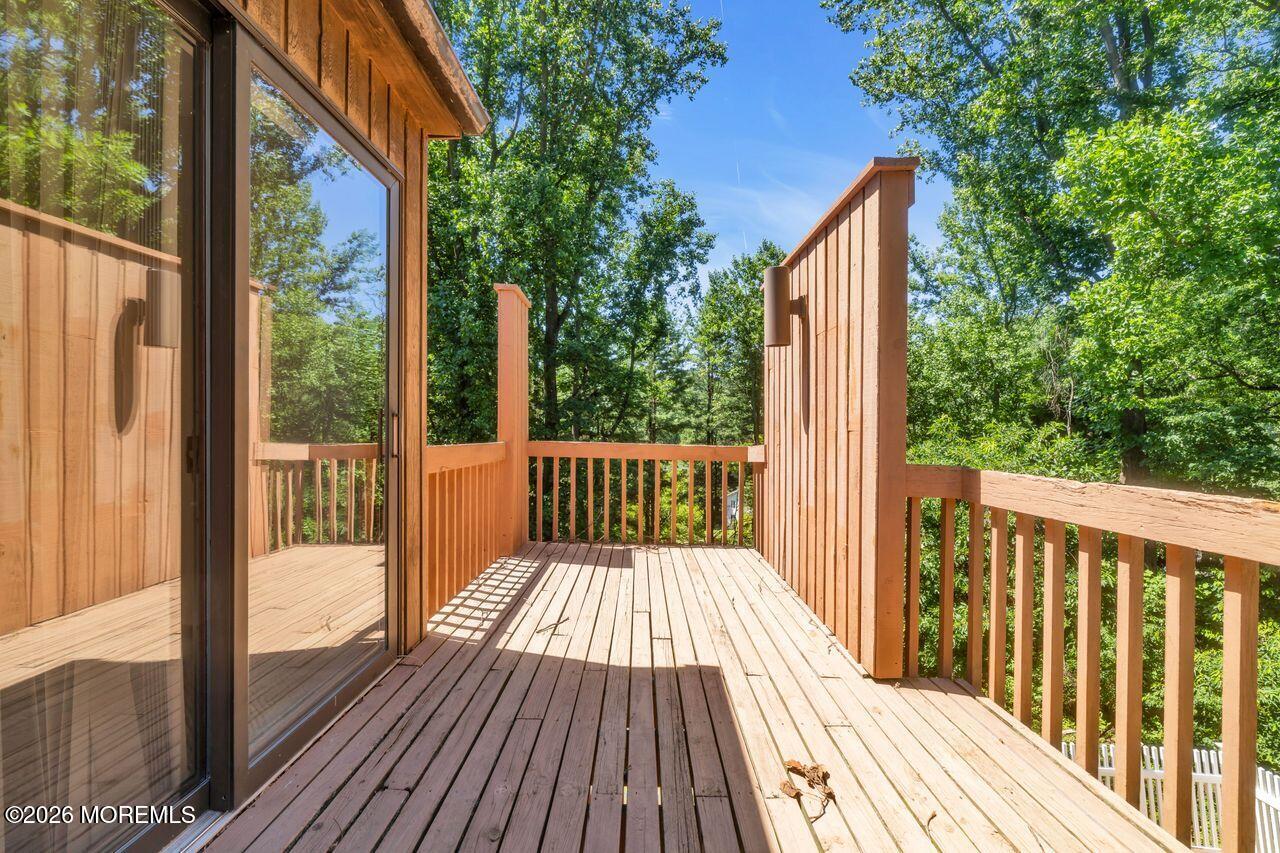 6 Sugar Lane Holmdel NJ 07733