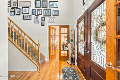 14 Oak Leaf Drive Waretown NJ 08758