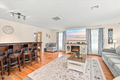 14 Oak Leaf Drive Waretown NJ 08758