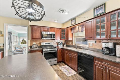 14 Oak Leaf Drive Waretown NJ 08758