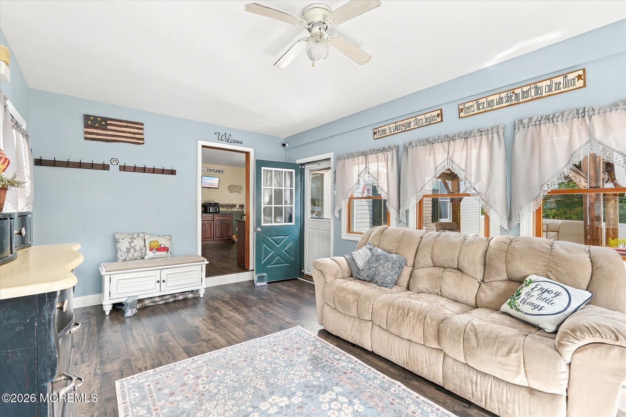 14 Oak Leaf Drive Waretown NJ 08758