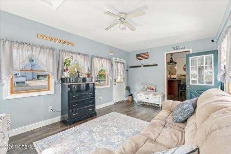 14 Oak Leaf Drive Waretown NJ 08758