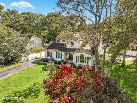 14 Oak Leaf Drive Waretown NJ 08758