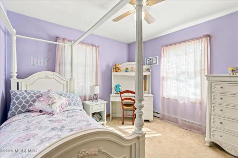 14 Oak Leaf Drive Waretown NJ 08758