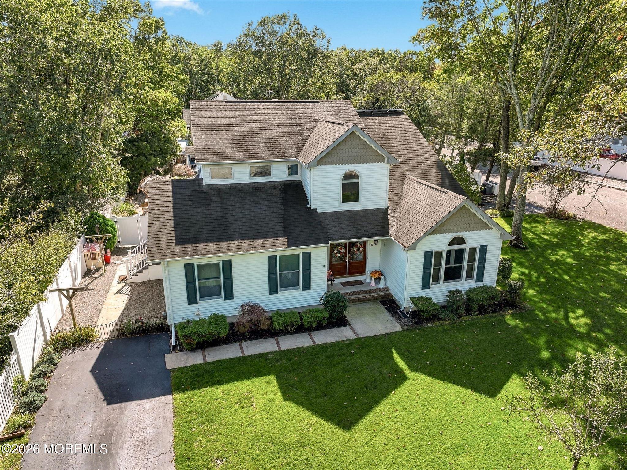 14 Oak Leaf Drive Waretown NJ 08758