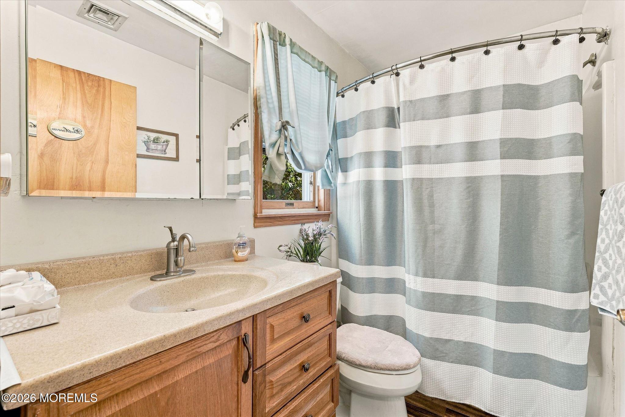 14 Oak Leaf Drive Waretown NJ 08758