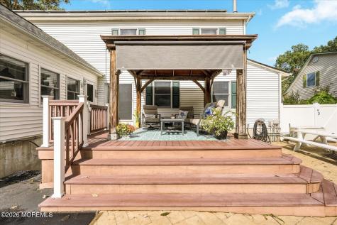 14 Oak Leaf Drive Waretown NJ 08758