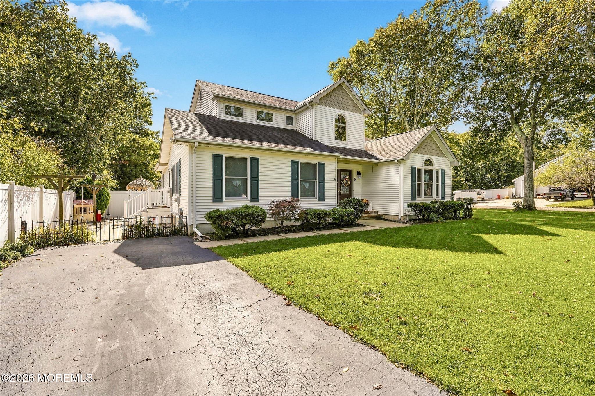 14 Oak Leaf Drive Waretown NJ 08758