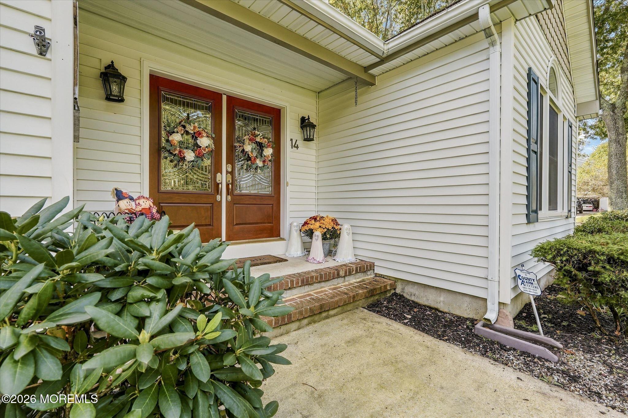 14 Oak Leaf Drive Waretown NJ 08758