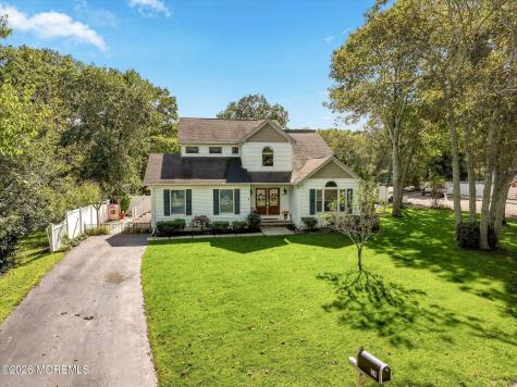 14 Oak Leaf Drive Waretown NJ 08758