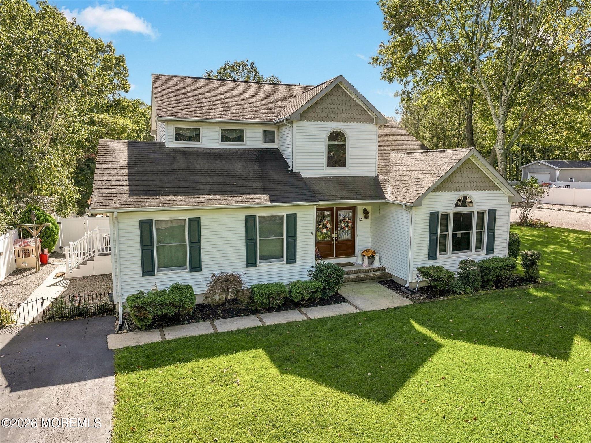 14 Oak Leaf Drive Waretown NJ 08758