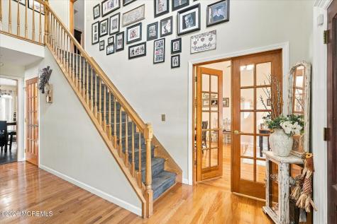 14 Oak Leaf Drive Waretown NJ 08758