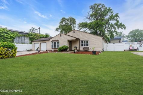 29 Williams Avenue North Middletown NJ 07748