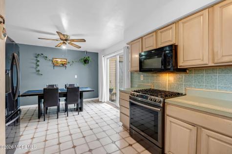 29 Williams Avenue North Middletown NJ 07748