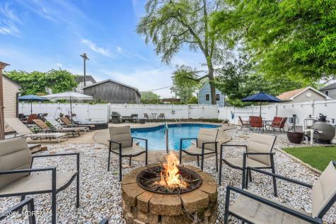 29 Williams Avenue North Middletown NJ 07748