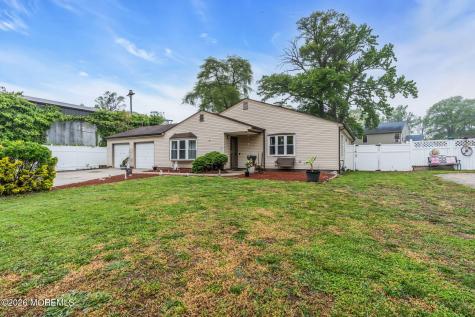 29 Williams Avenue North Middletown NJ 07748