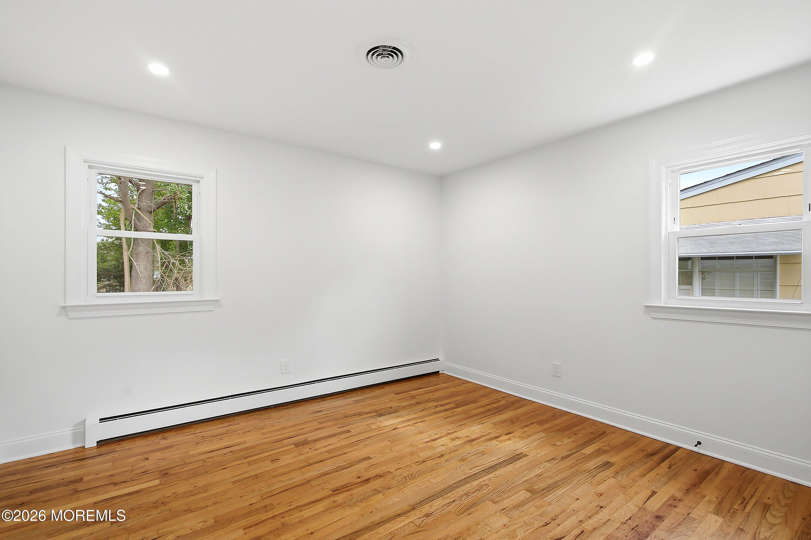 9 Hamilton Court Toms River NJ 08757