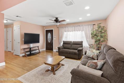 910 Neville Street Toms River NJ 08753