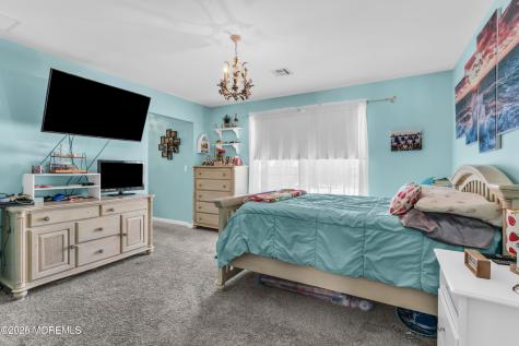 3 Joseph Court Manchester NJ 08759