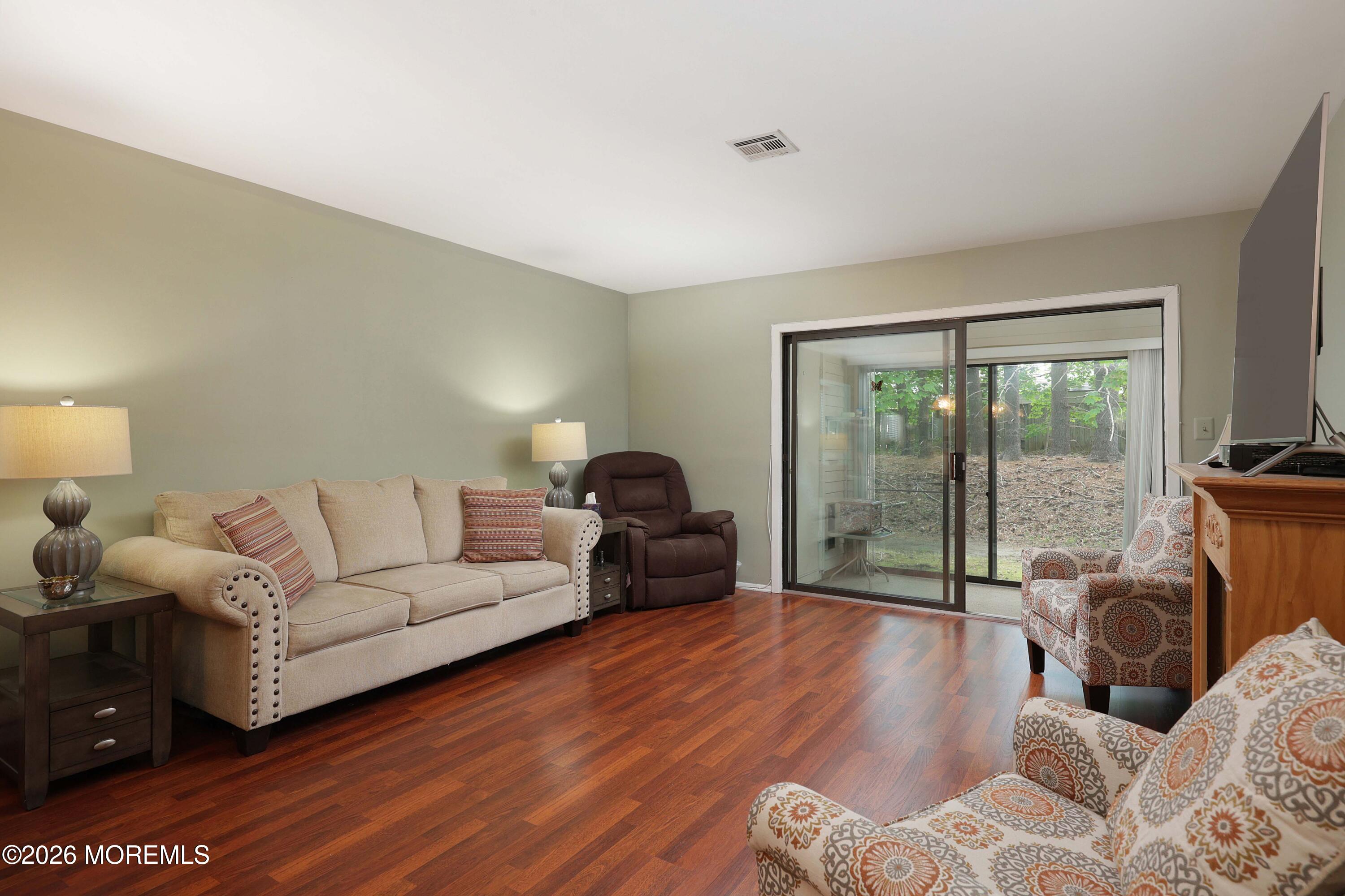 240 Medford Court Manalapan NJ 07726