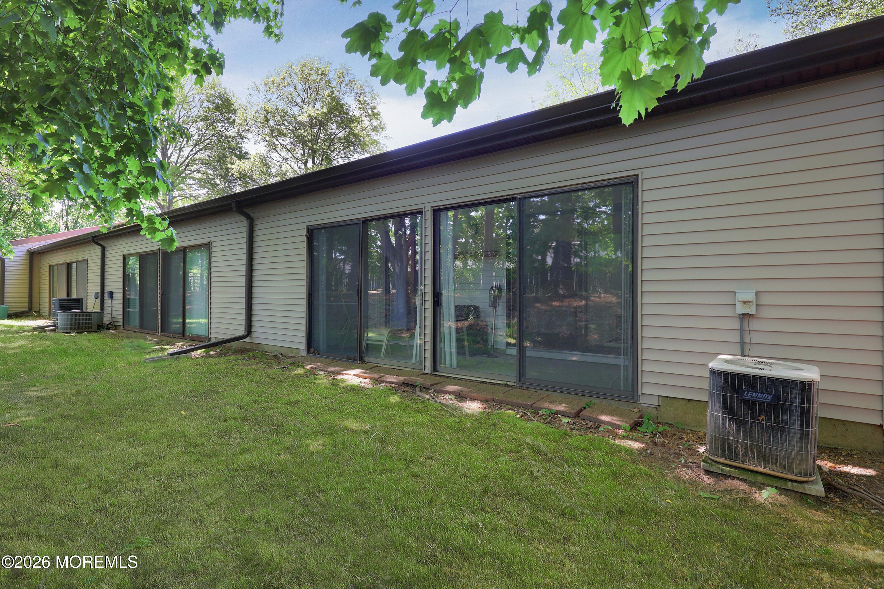 240 Medford Court Manalapan NJ 07726