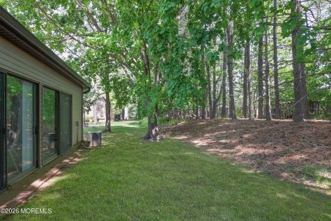 240 Medford Court Manalapan NJ 07726
