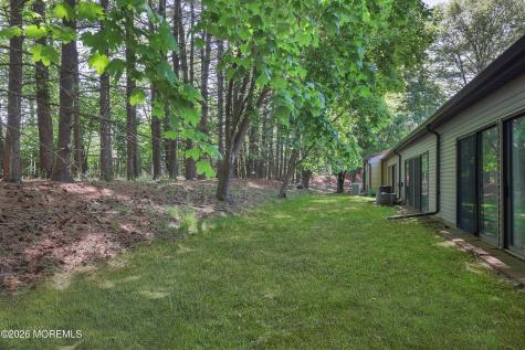240 Medford Court Manalapan NJ 07726